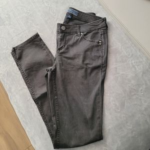Tommy Bahama Jeans